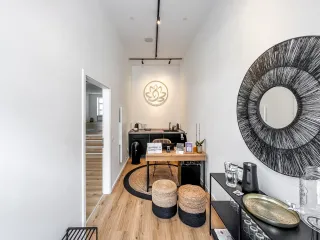 Dieser Anbieter hat keine Bildbeschreibung für dieses Bild hinterlegt