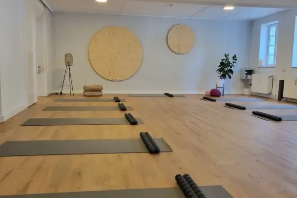 Pilates für Männer @ PURE - Studio für Pilates, Yoga und Gesundheit