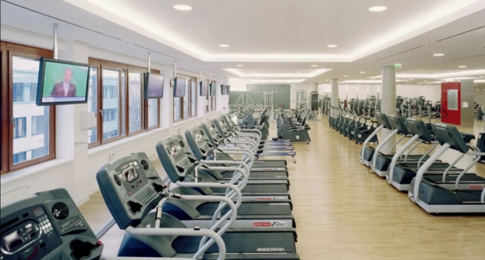 Holmes Place Lübeck 23554 Lübeck Eversports