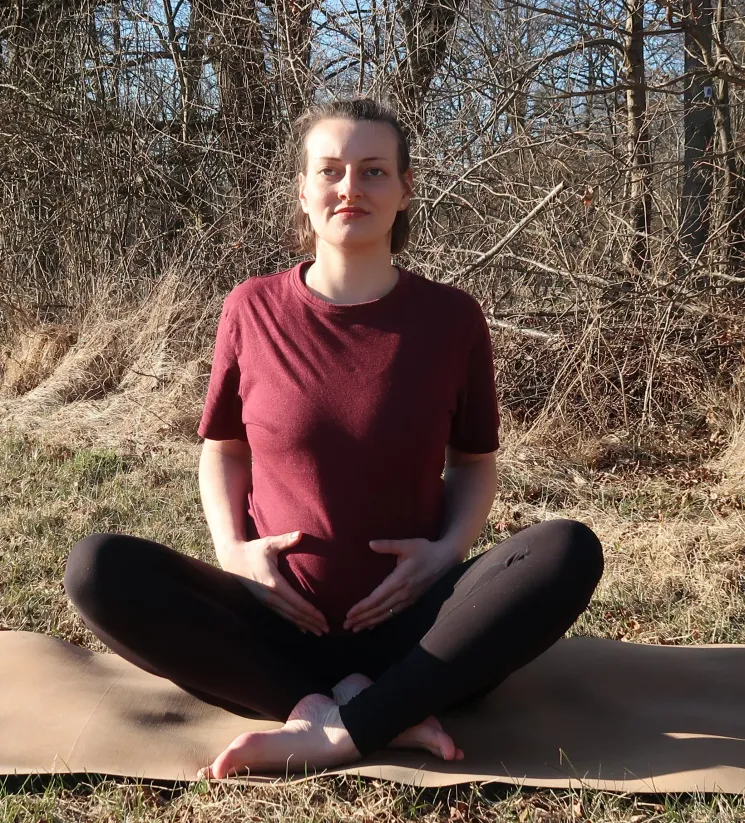 Yoga in der Schwangerschaft bei den Hebammen in Johannis @ Wolf Pack Yoga