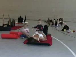 Pilates mit Baby April - Juli 2026- Freitag, 11 Uhr @ TSV Milbertshofen