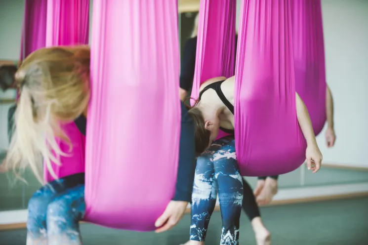 Aerial Regular mit Karina @ Studio One Tanz & Yoga