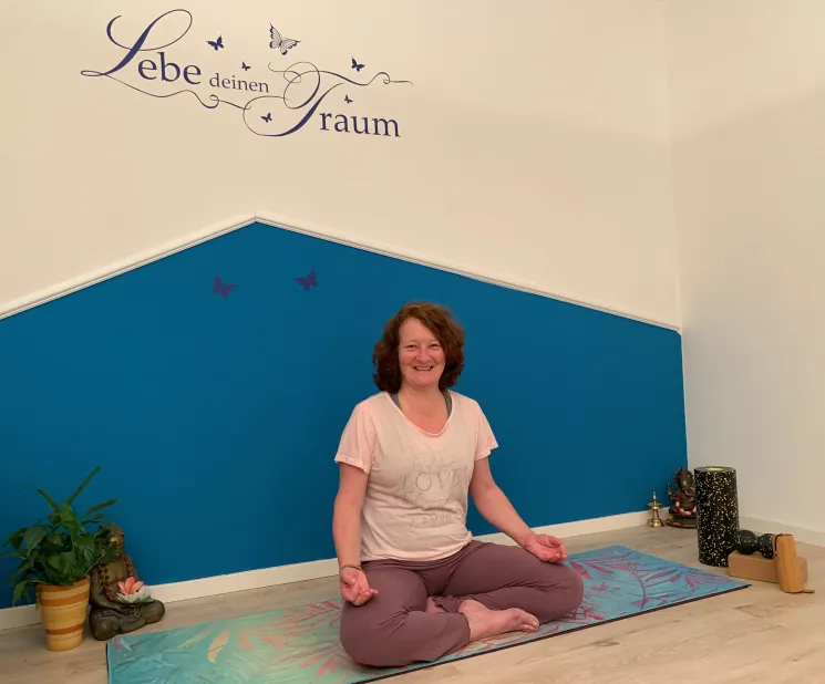 Hatha Yoga meets Achtsamkeit - online live @ Petra