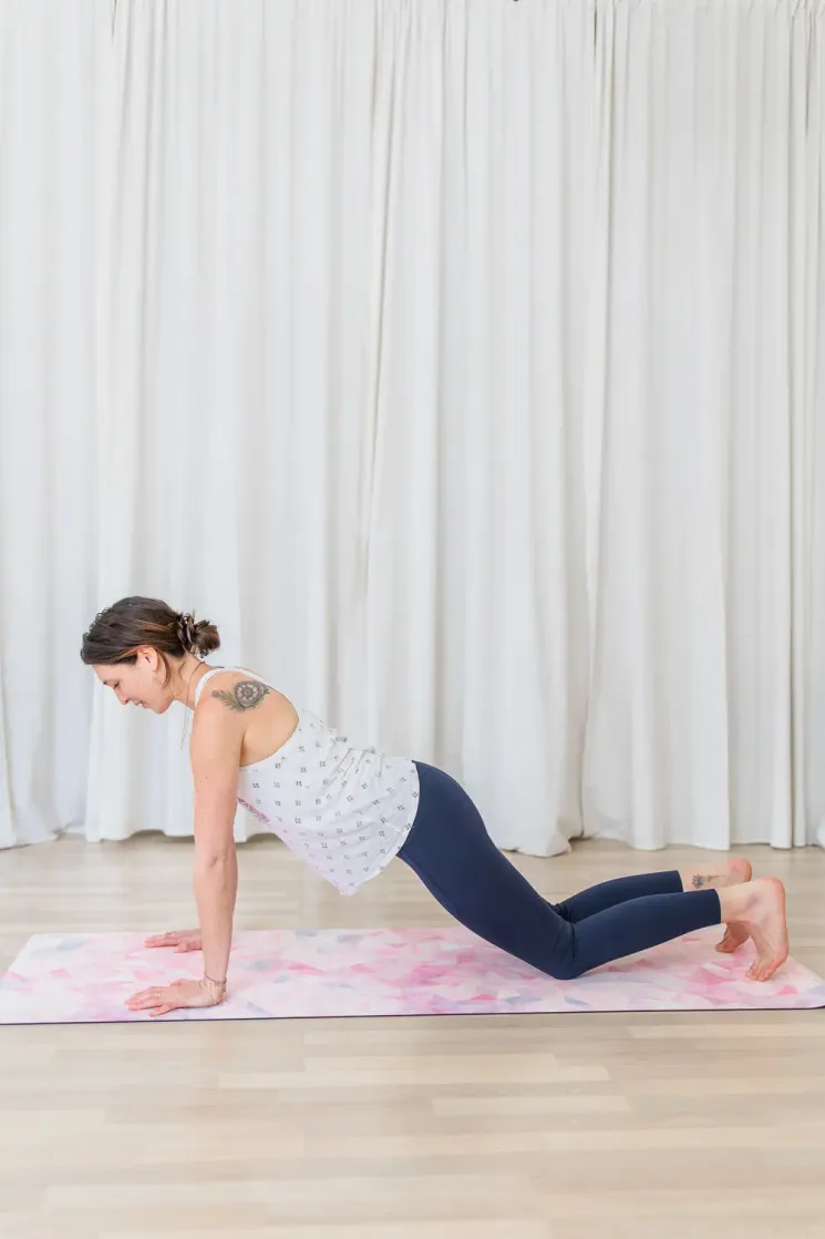 Yoga Anfänger:innen Kurs - Montags 17.30-19.00 Uhr @ YOGAlounge Vienna