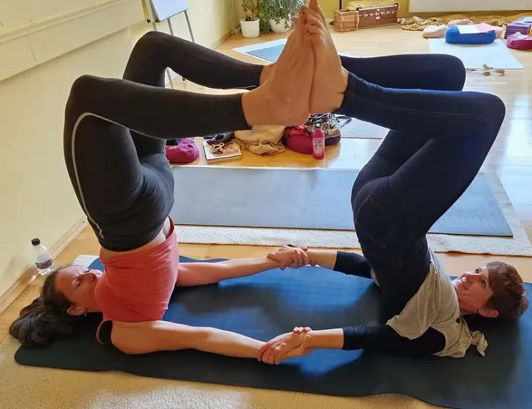 Partneryoga - VOR ORT @ Yoga Vidya Frankfurt