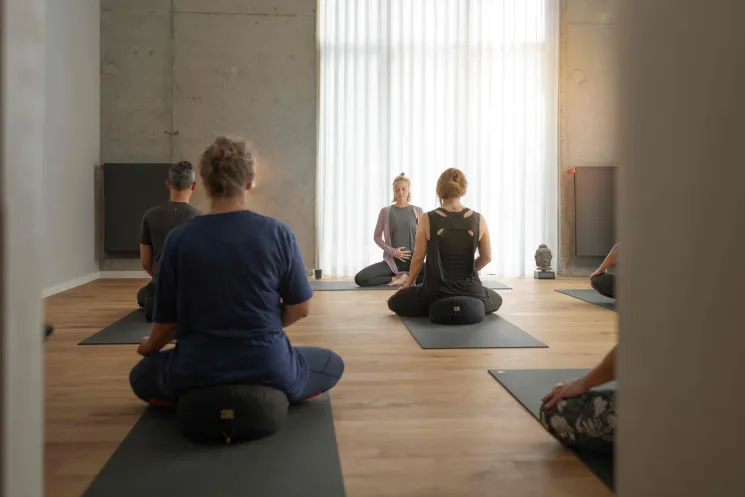Trauma Informed Yoga - start 13 januari @ Rumah Yoga