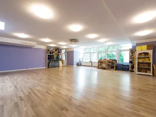 Dieser Anbieter hat keine Bildbeschreibung für dieses Bild hinterlegt