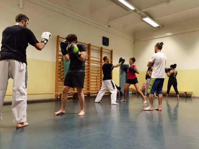 Fitness, Kickboxen, Thaiboxen, 2024 Selbstverteidigung, Kampfsport