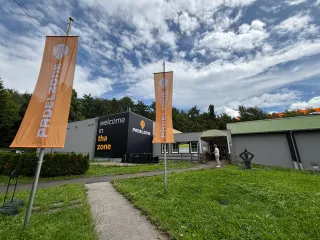 Dieser Anbieter hat keine Bildbeschreibung für dieses Bild hinterlegt