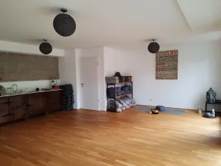 Dieser Anbieter hat keine Bildbeschreibung für dieses Bild hinterlegt