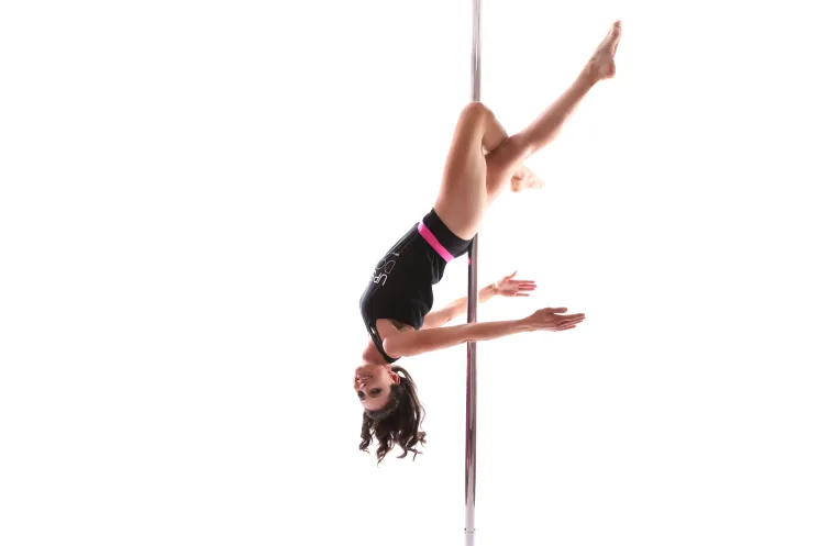 PolePerfection - Level 3 (B5027) @ UpsideDown Studio