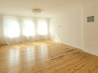 Dieser Anbieter hat keine Bildbeschreibung für dieses Bild hinterlegt