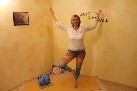 Online  Yoga for Everybody  @ Yogalounge Herrenberg