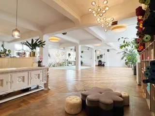 Dieser Anbieter hat keine Bildbeschreibung für dieses Bild hinterlegt