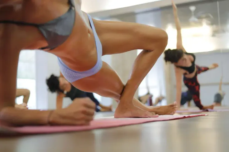 HIIT Hot Pilates OnLine @ Bikram Yoga Barcelona