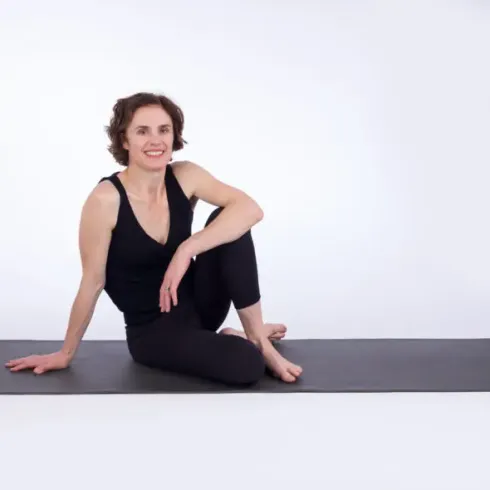 Yoga & Skoliose | Helen |21.6.2026 | Online @ Iyengar Yoga Zentrum Berlin