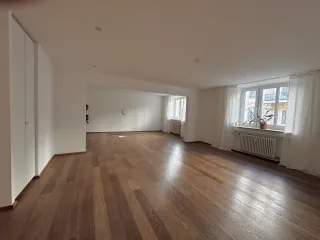 Dieser Anbieter hat keine Bildbeschreibung für dieses Bild hinterlegt
