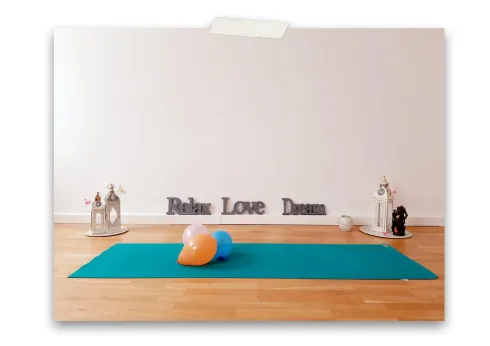 Hatha Flow Yoga, Studio @ Yoga Stube Vienna, Raum fuer Training und Gesundheit