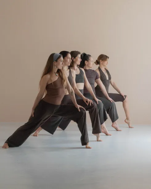 Online: Warrior Flow (EN) @ Yoga on the Move
