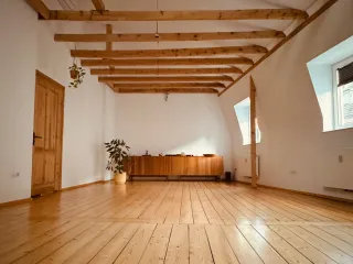 Dieser Anbieter hat keine Bildbeschreibung für dieses Bild hinterlegt