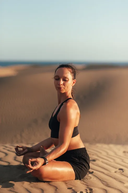 The venue did not provide an image description for this image