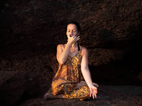 30 Min. ONLINE Pranayama & Meditation (recorded) 15 Pkt. @ ANANYA Yoga Wien