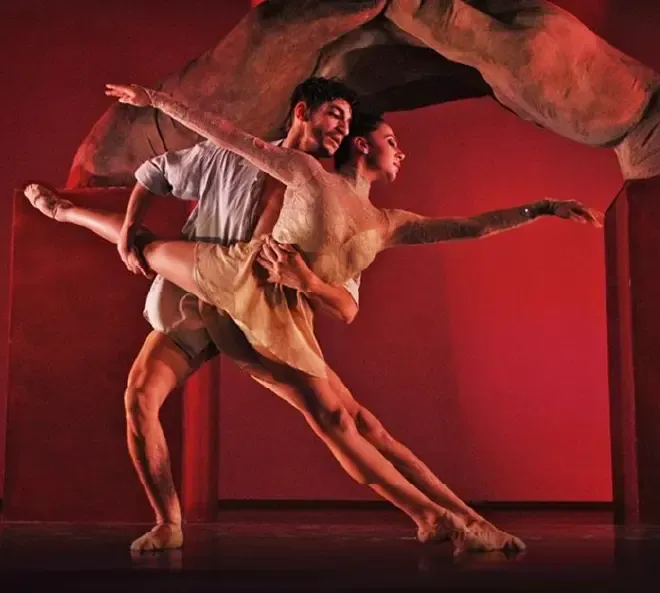 Ballett & Contemporary with creative Choreo @ PERFORM