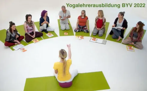  Infoabend Yogalehrerausbildung (BYV) 2022 @ Yoga Vidya Bayreuth