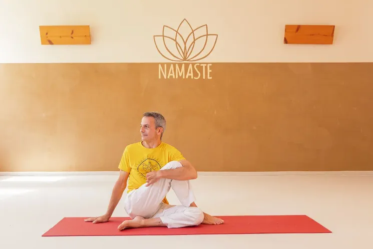 Yoga für alle! Jahresabschluss @ Yoga Vidya Essen e. V.