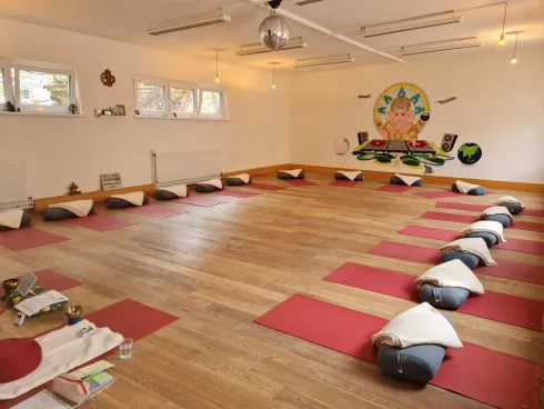 Mindfulness-Meditation Workshop @ YogaCollege Feelgoodstudio 1150 " Heat / Tejas "
