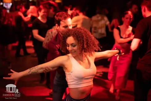 Bachata Crashkurs @ Dance Fusion Aachen