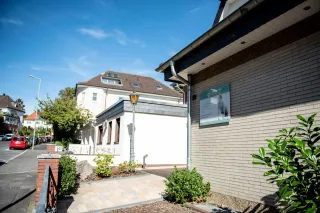 Dieser Anbieter hat keine Bildbeschreibung für dieses Bild hinterlegt