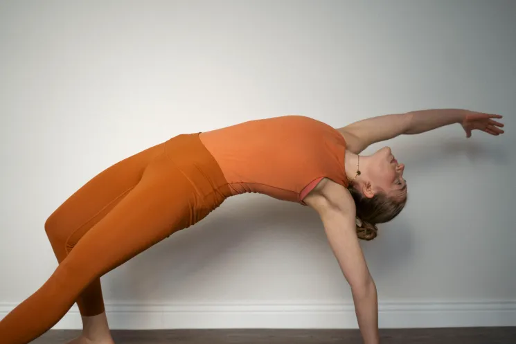 ONLINE Power Yoga 60 Min @ Flow & Grow Yoga Studio