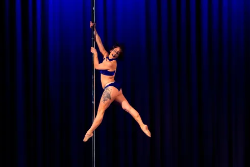 Pole Flow 🏠💻 @ Dayuma - Pole & Acrobatics