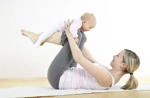 MamiLates (dein Baby darf mit dabei sein) @ Yogalounge Herrenberg