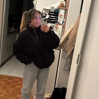 Simone