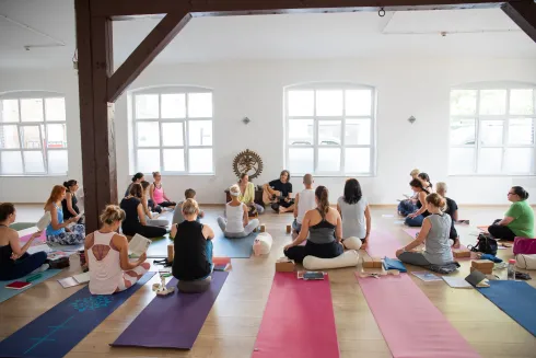 Infoabend zur Yoga Ausbildung @ Akshara Akademie