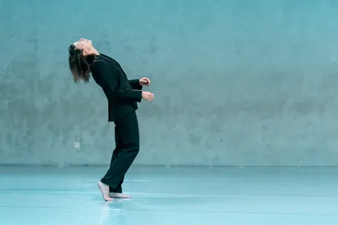 »Skinner Releasing Technique« by Lily Kiara @ Sasha Waltz & Guests
