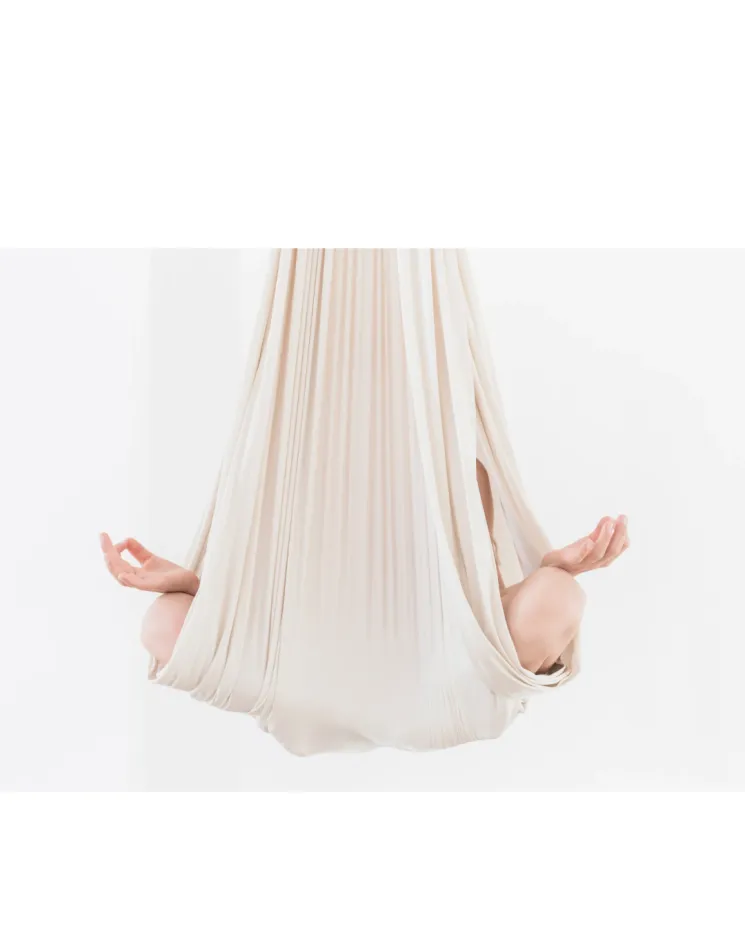 Family Aerial Yoga Workshop mit Kindern von 4-6 Jahren @ Yogaeule grow & fly