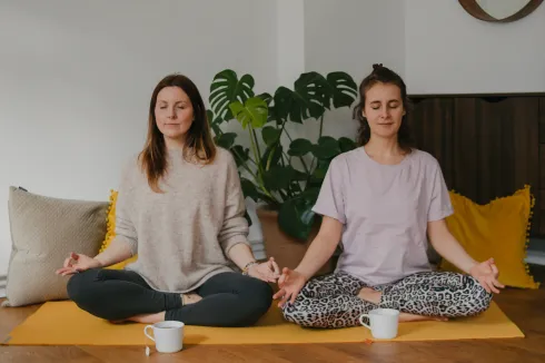 Recharge Yourself: Online Yoga & Heilfasten Retreat @ yogalieben
