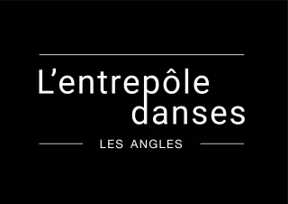 L'ENTREPOLE DANSE LES ANGLES