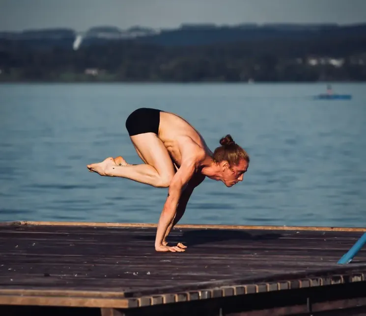 ON - Arm Balancing @ Zug Yoga Sports