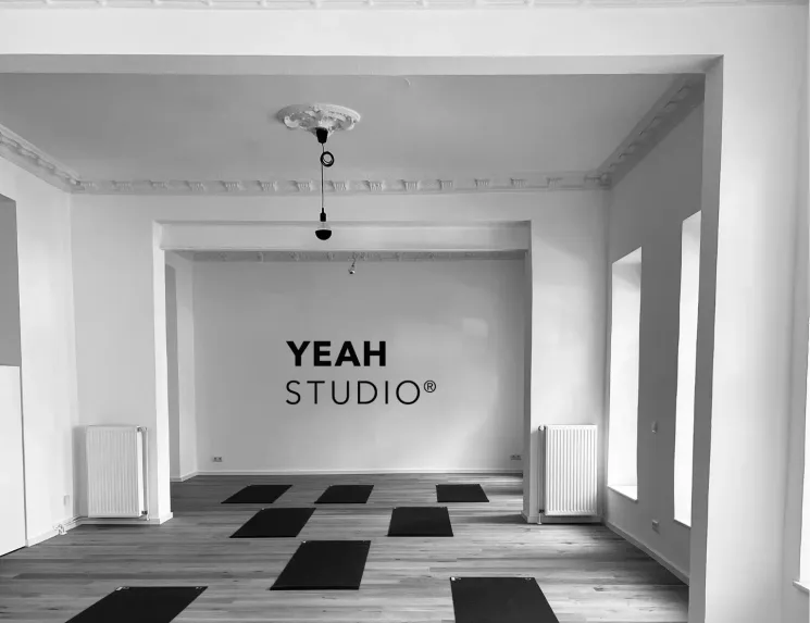  YIN YOGA |  Weekend Relax DE | EN @ YEAH STUDIO