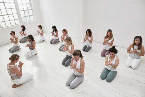 LIVESTREAM: CONSCIOUS BREATHWORK COACH -  MIT DIRK & ANDREA (10H YOGA ALLIANCE) @ Power Yoga Institute Online-Studio
