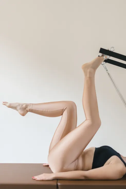 Balance Apparatus with  Camilla Pasetto from Body Harmonics  @ REALZ Pilates