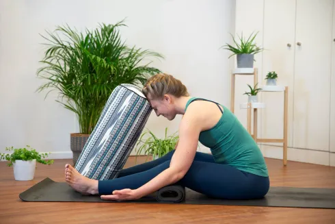 Special (vor Ort): Yin Yoga - Goodbye 2024 mit Dana Pukowski @ UNIT Yoga Hamburg