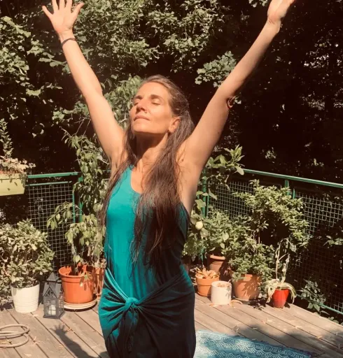 Kreiere deine eigene Yogapraxis mit Surya Namaskar @ Yoga Stube Vienna, Raum fuer Training und Gesundheit