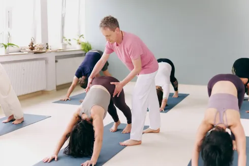 2 jährige Yogalehrerausbildung "Yoga to Share" in Moers Start 2022 @ Yoga to Share