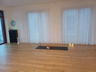 Dieser Anbieter hat keine Bildbeschreibung für dieses Bild hinterlegt