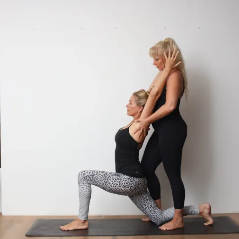 Yoga Personal Trainer Ausbildung @ OM&CO Yogastudios